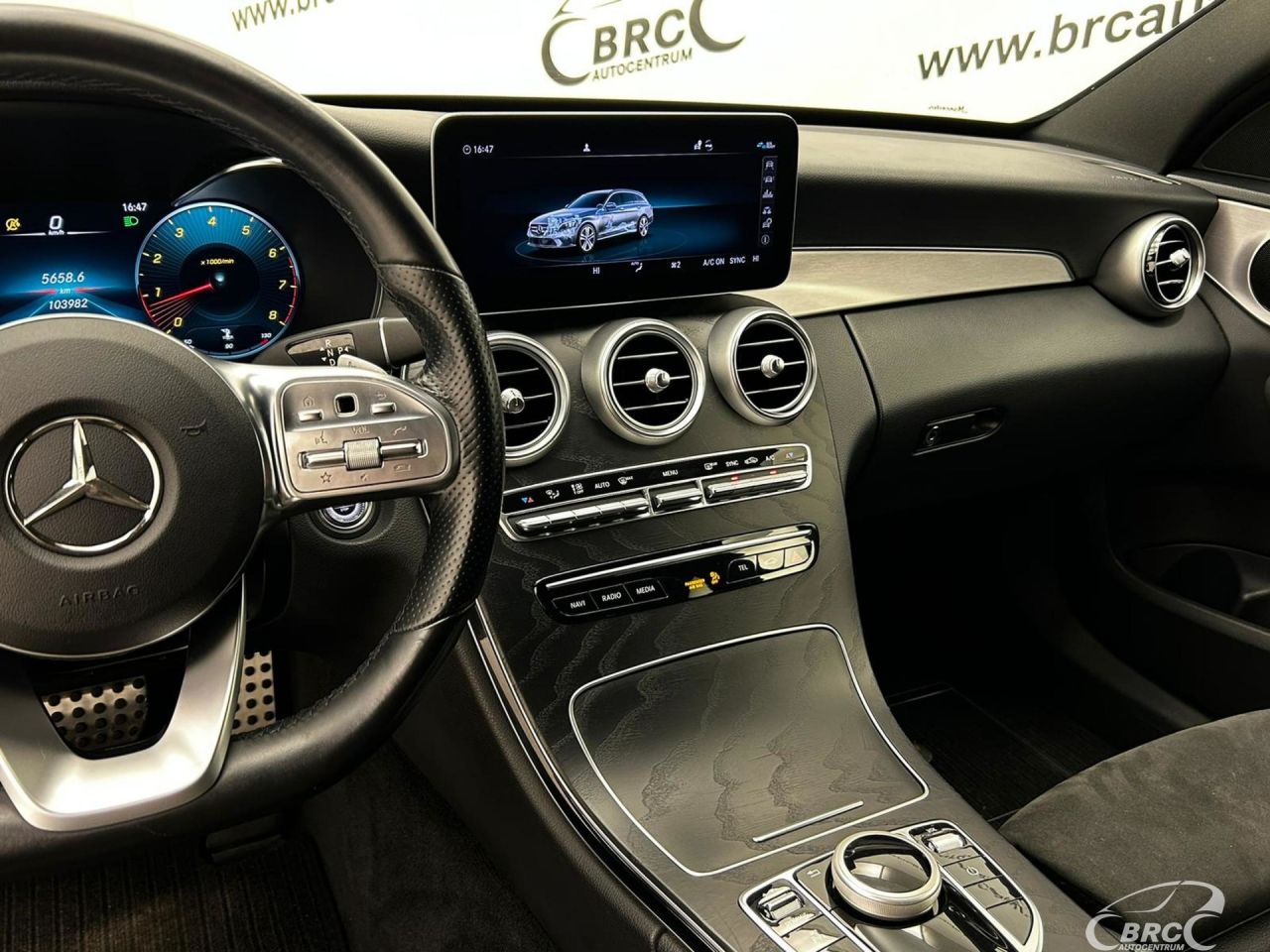 Mercedes-Benz C180 | 16