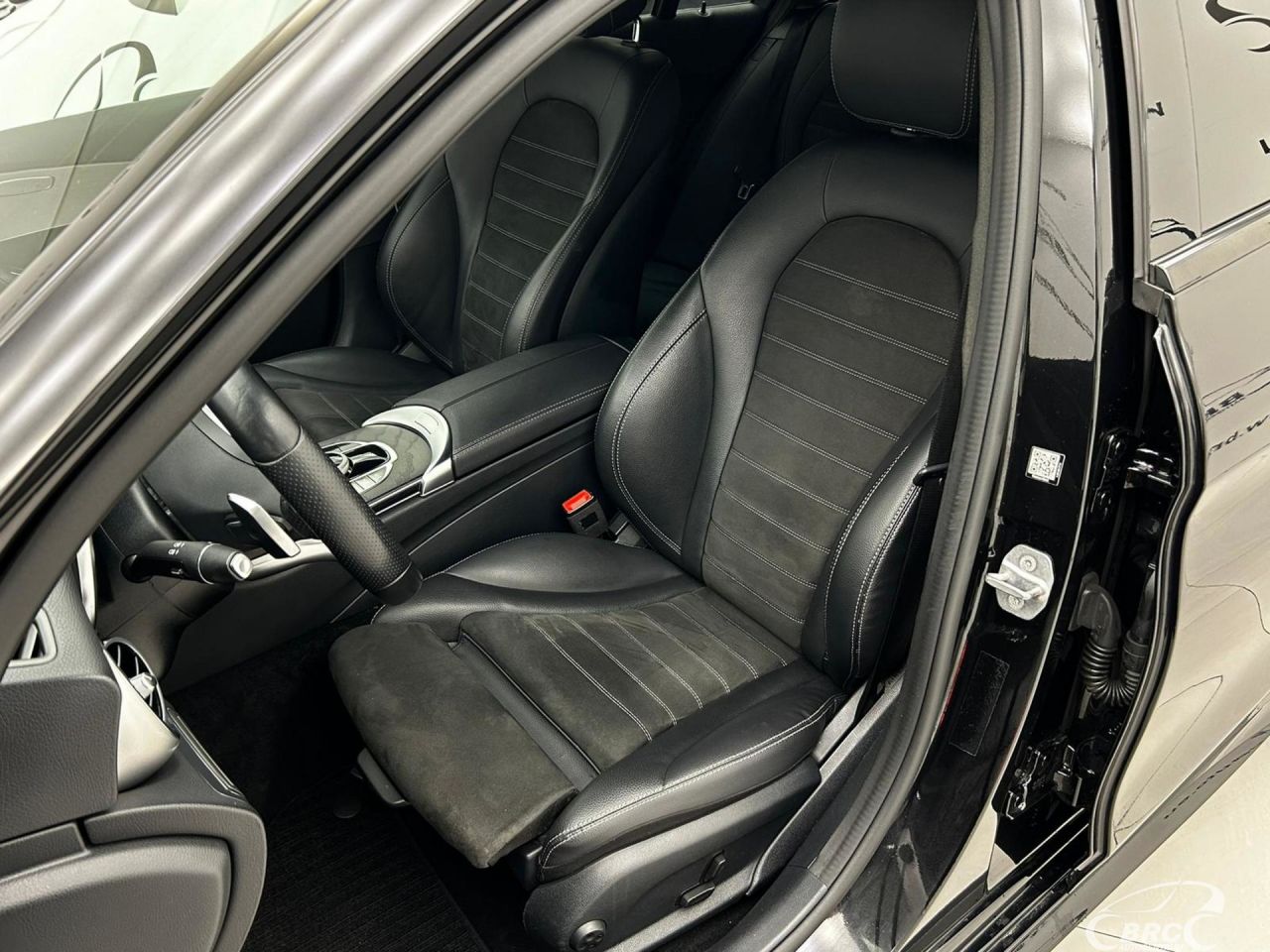 Mercedes-Benz C180 | 4