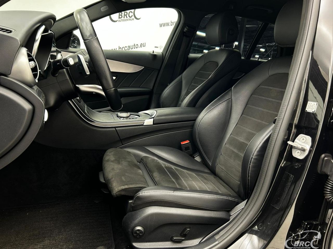 Mercedes-Benz C180 | 3