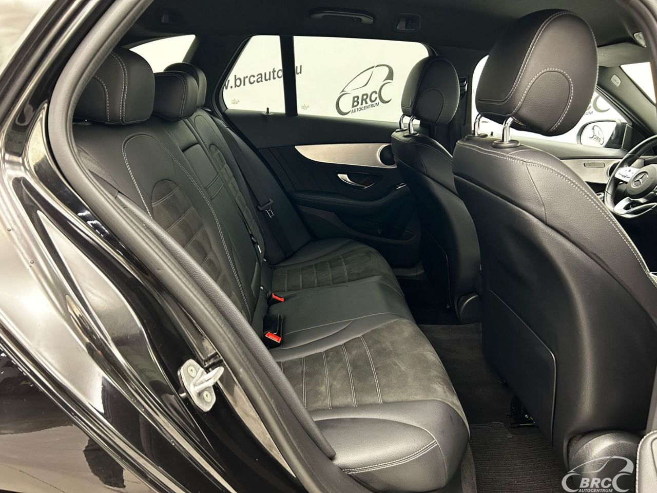 Mercedes-Benz C180 | 7