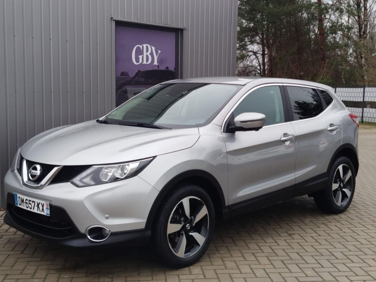 Nissan Qashqai, 1.2 l., Внедорожник