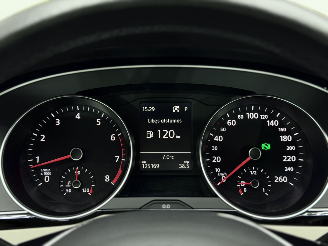 Volkswagen Passat | 23