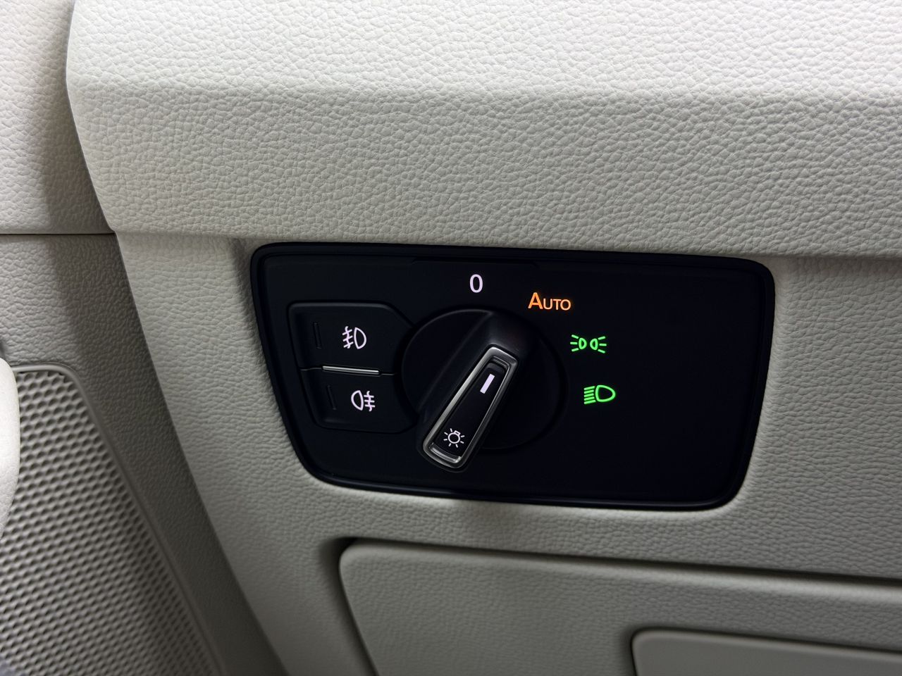 Volkswagen Passat | 22