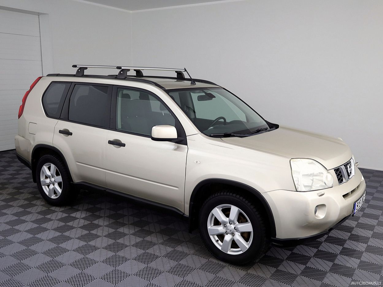 Nissan X-Trail, 2.0 l., cross-country