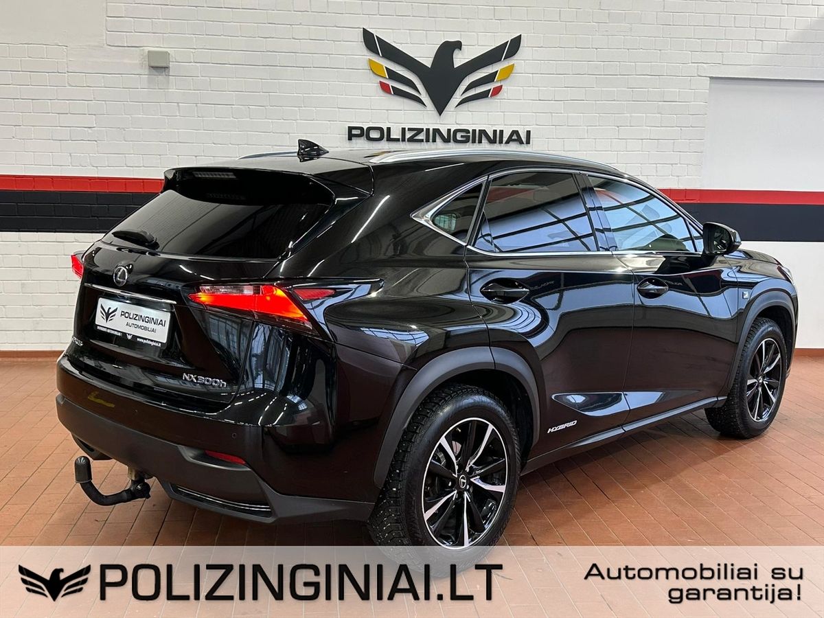 Lexus NX 300h | 4