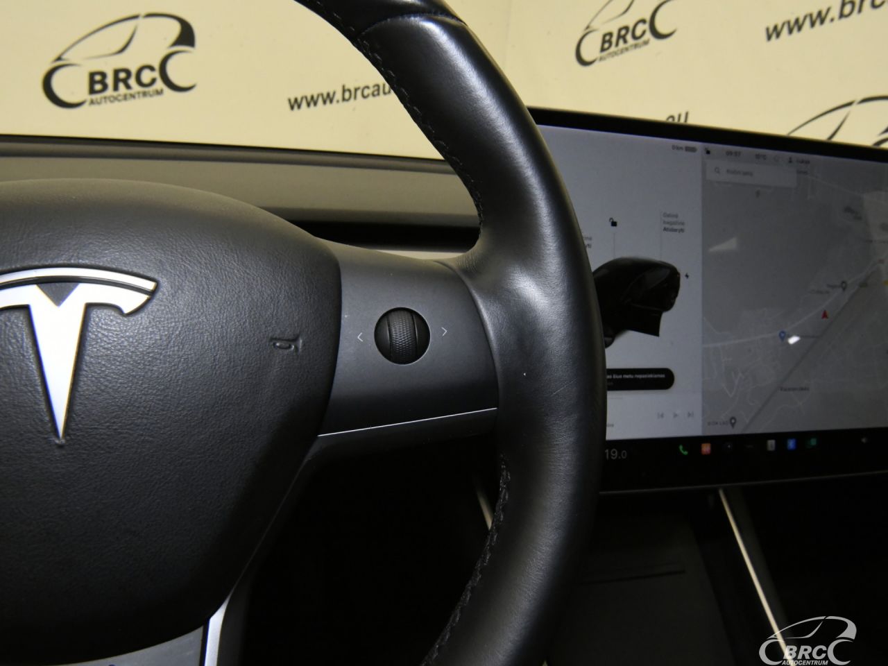 Tesla Model 3 | 22