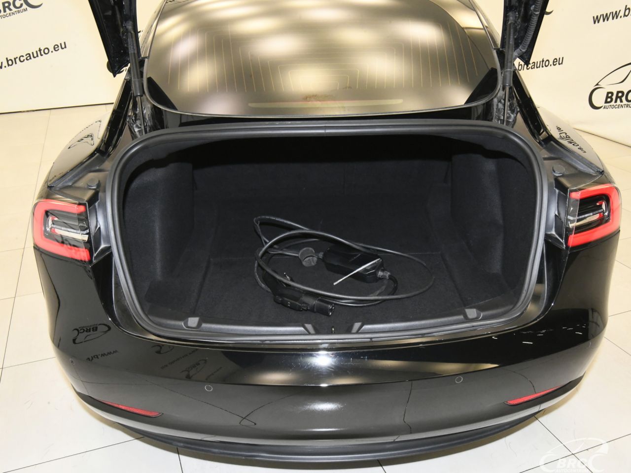 Tesla Model 3 | 29