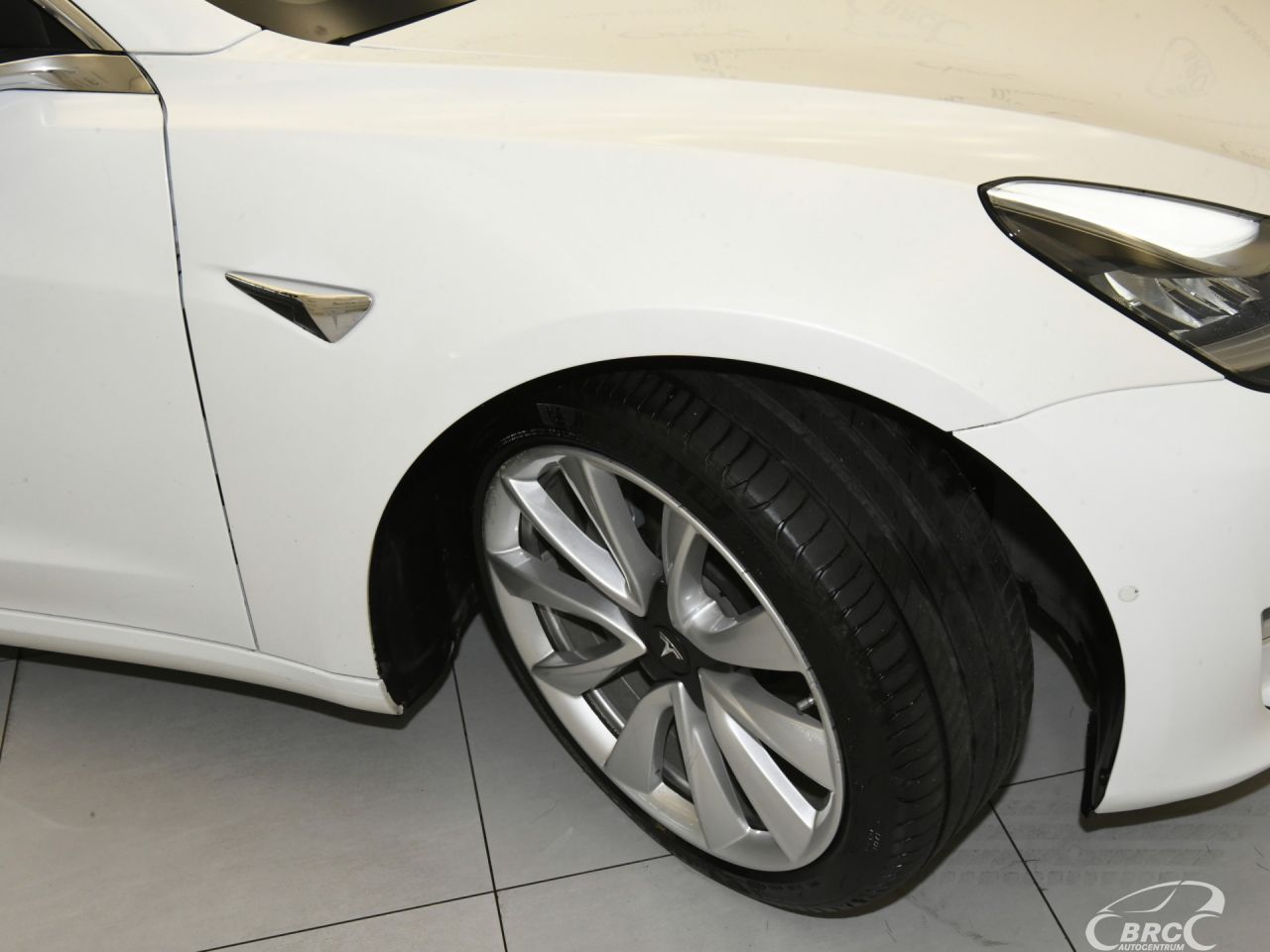 Tesla Model 3 | 26