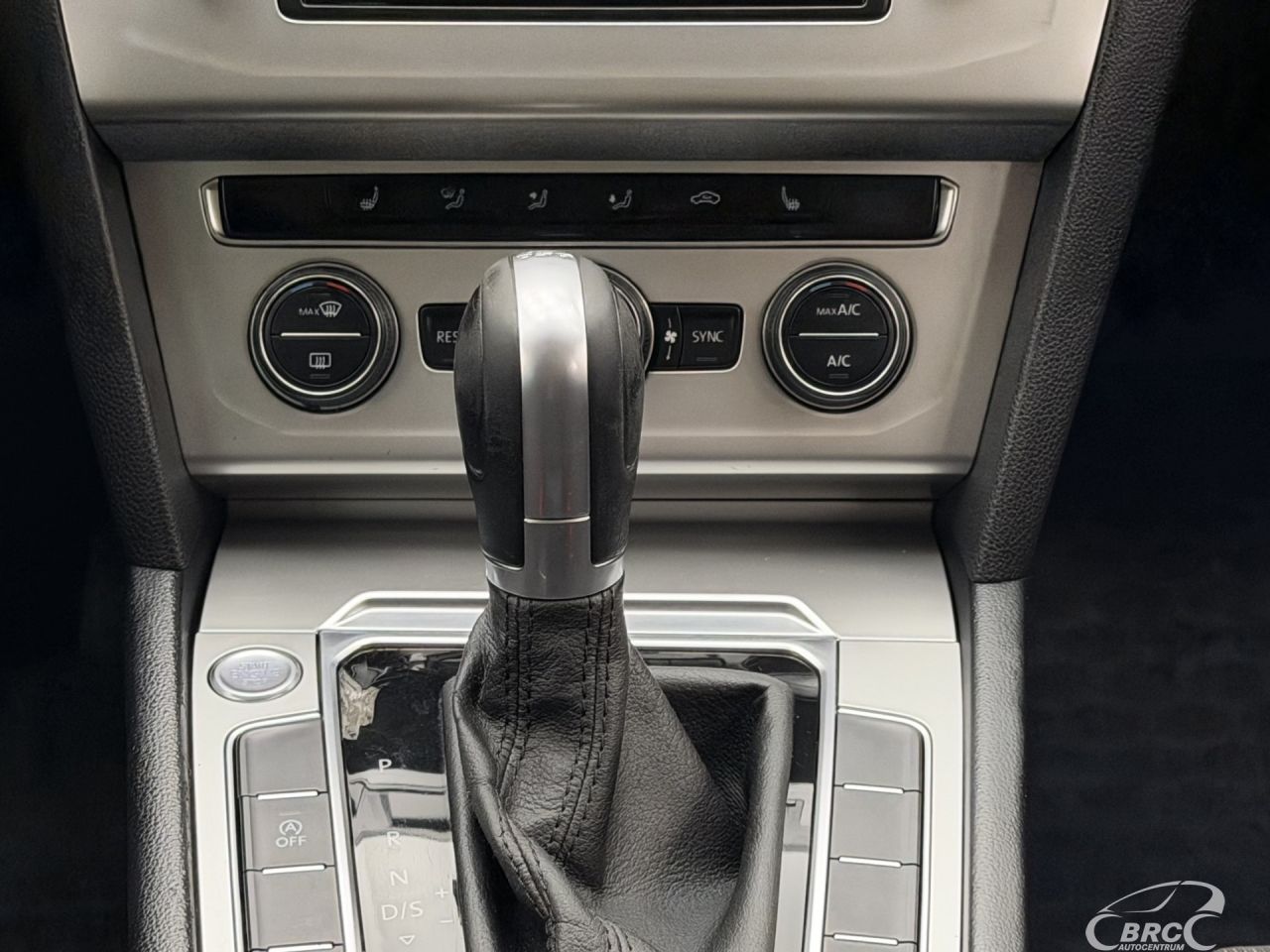 Volkswagen Passat | 18