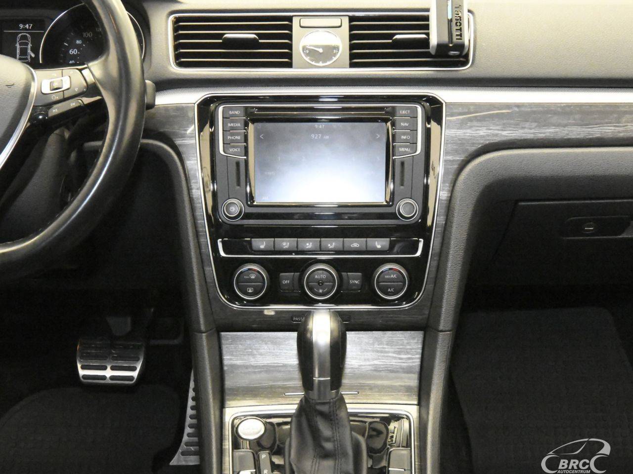 Volkswagen Passat | 16