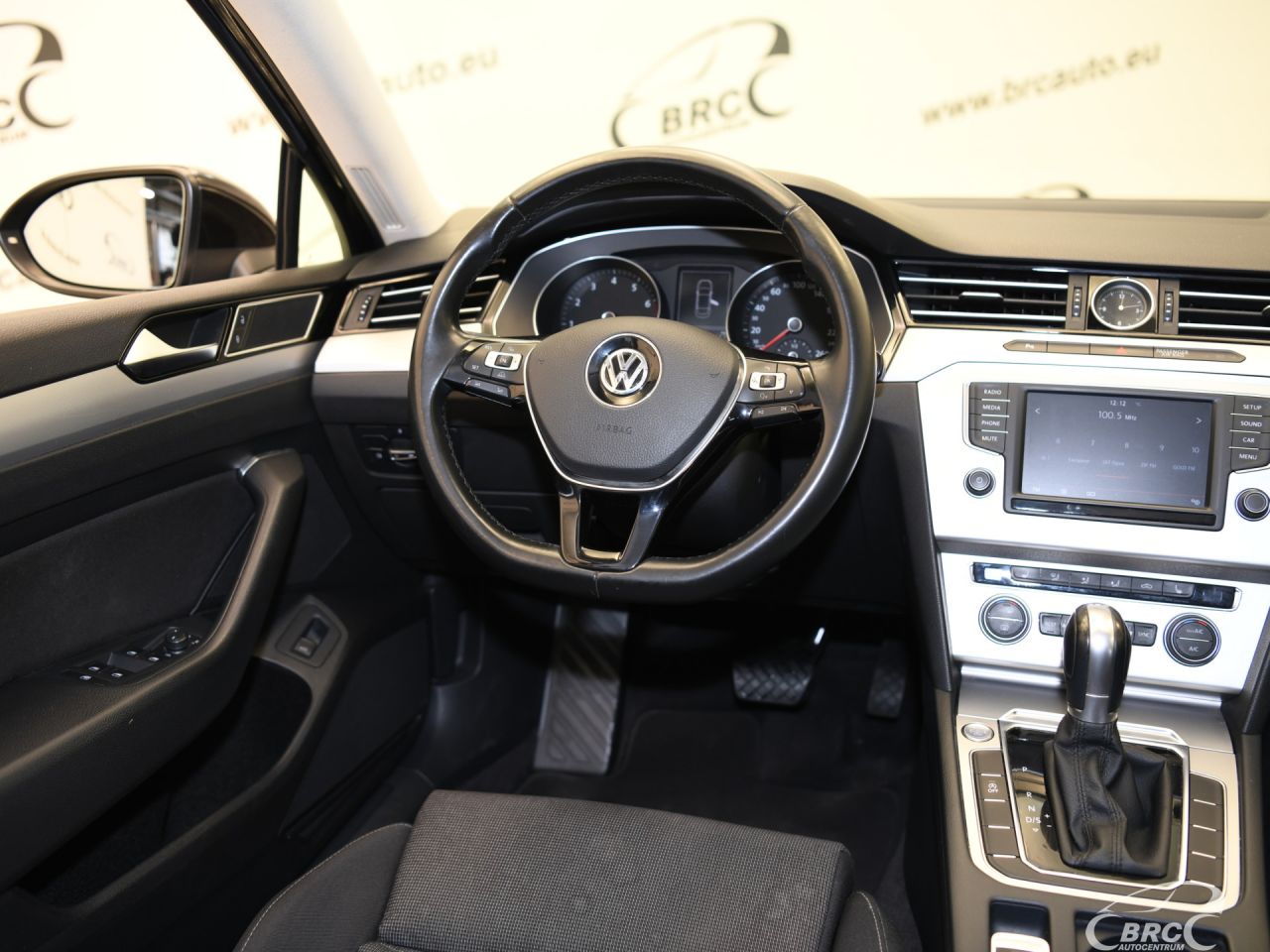 Volkswagen Passat | 25