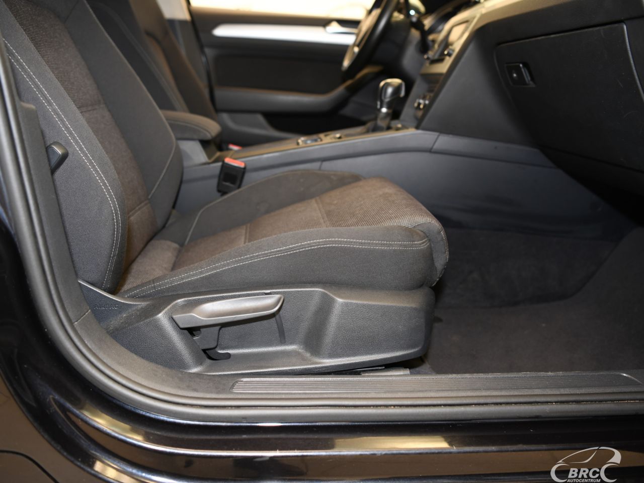 Volkswagen Passat | 9