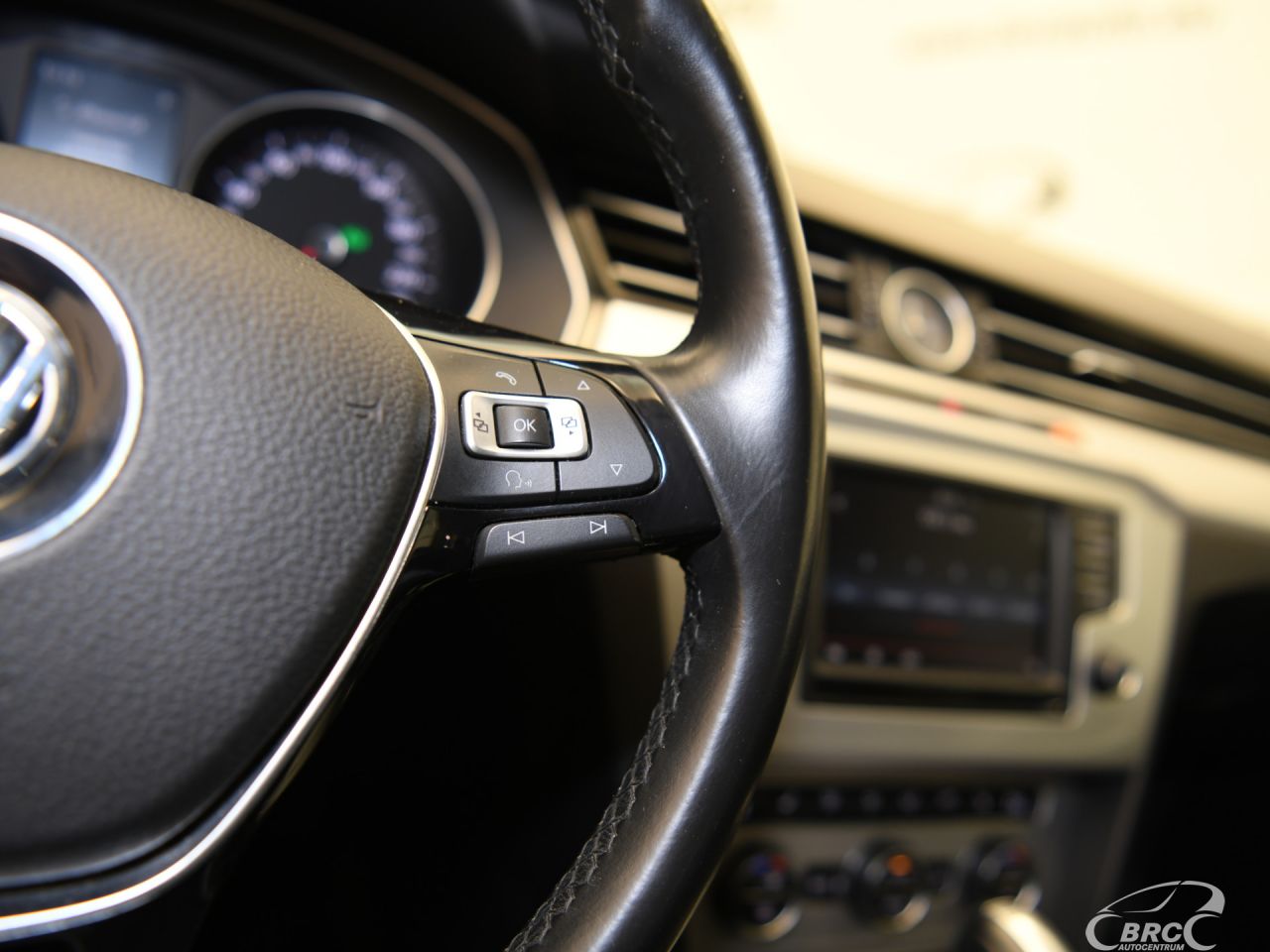 Volkswagen Passat | 51