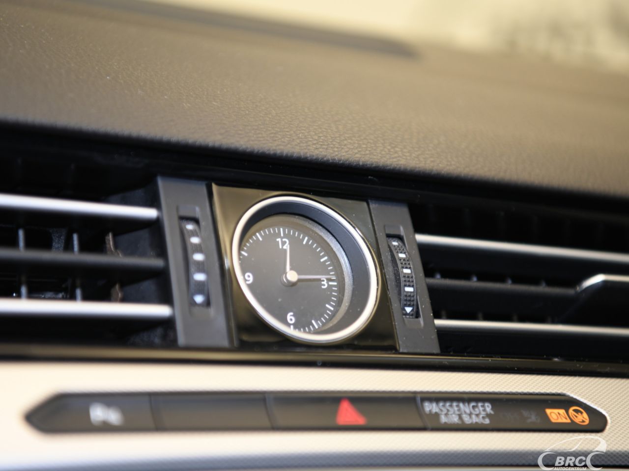 Volkswagen Passat | 66