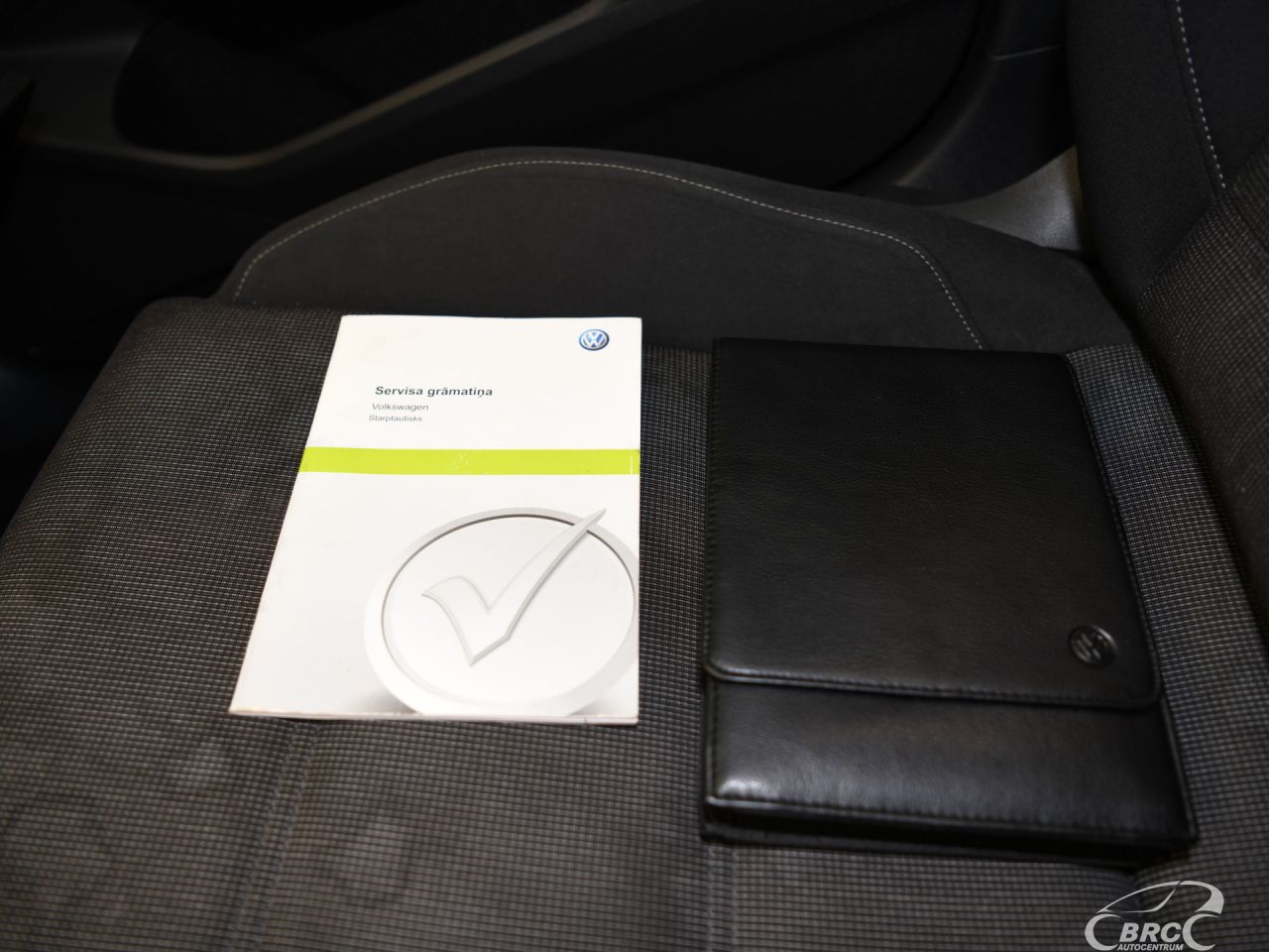 Volkswagen Passat | 68