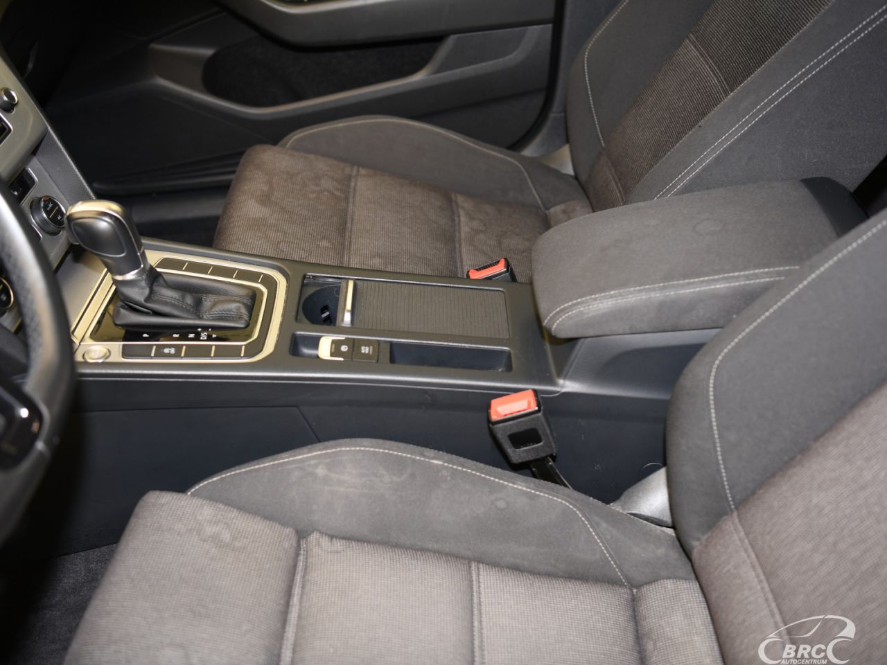 Volkswagen Passat | 42