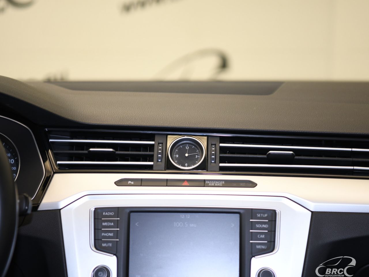 Volkswagen Passat | 27