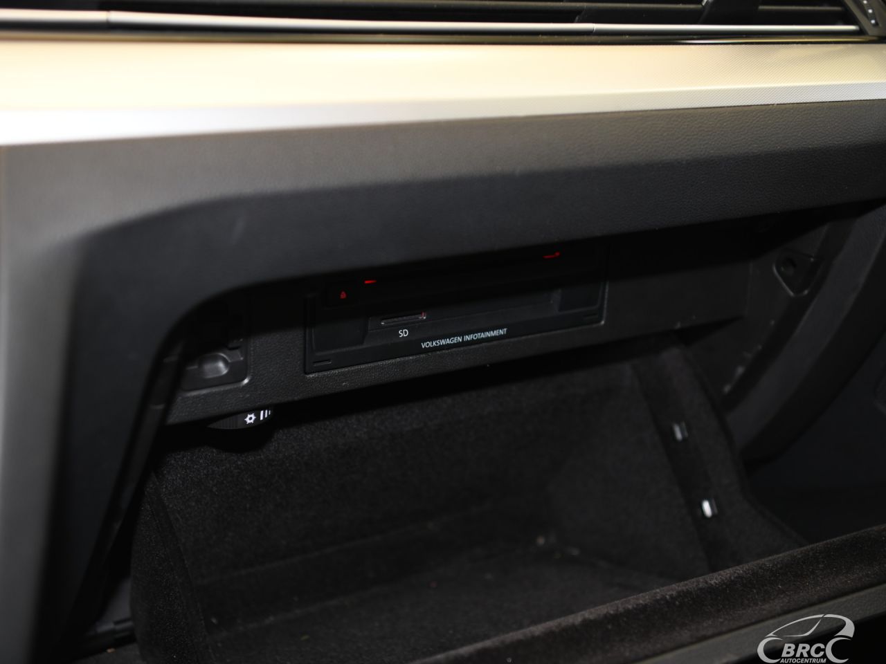 Volkswagen Passat | 78