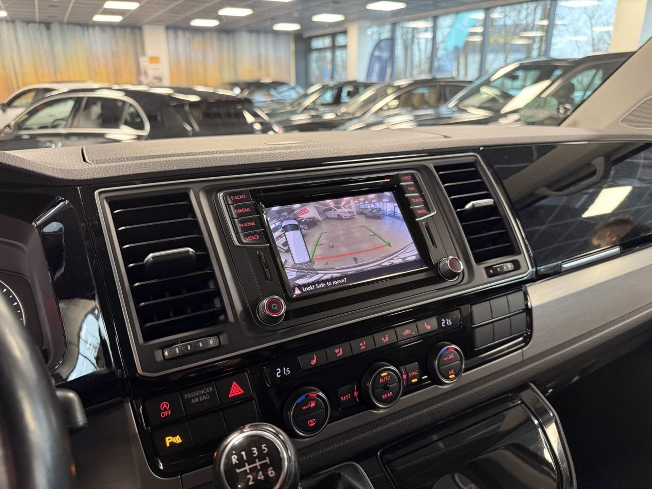 Volkswagen Multivan | 20