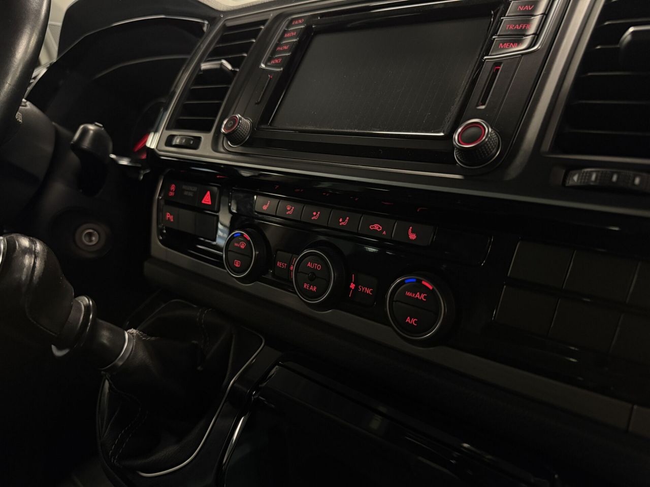 Volkswagen Multivan | 18