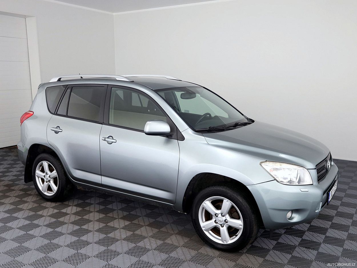 Toyota RAV4, 2.2 l., Внедорожник