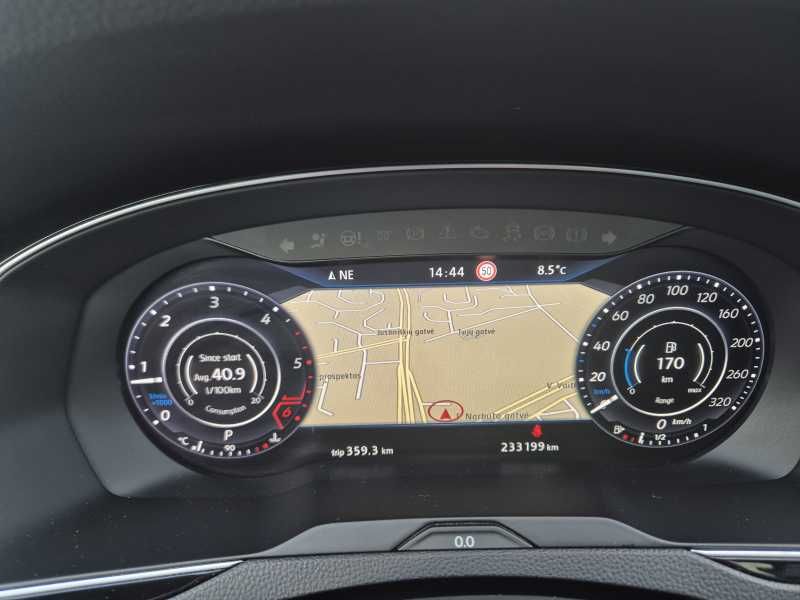 Volkswagen Passat | 23