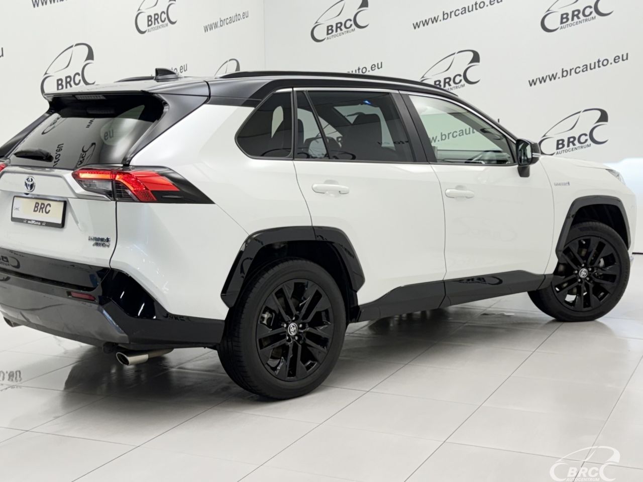 Toyota RAV4 | 1