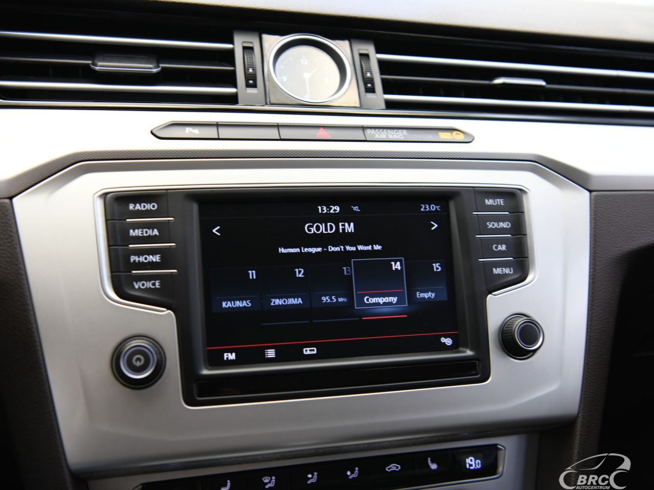 Volkswagen Passat | 33