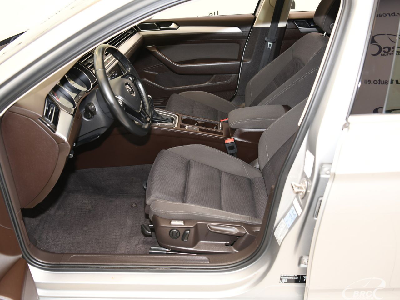 Volkswagen Passat | 22