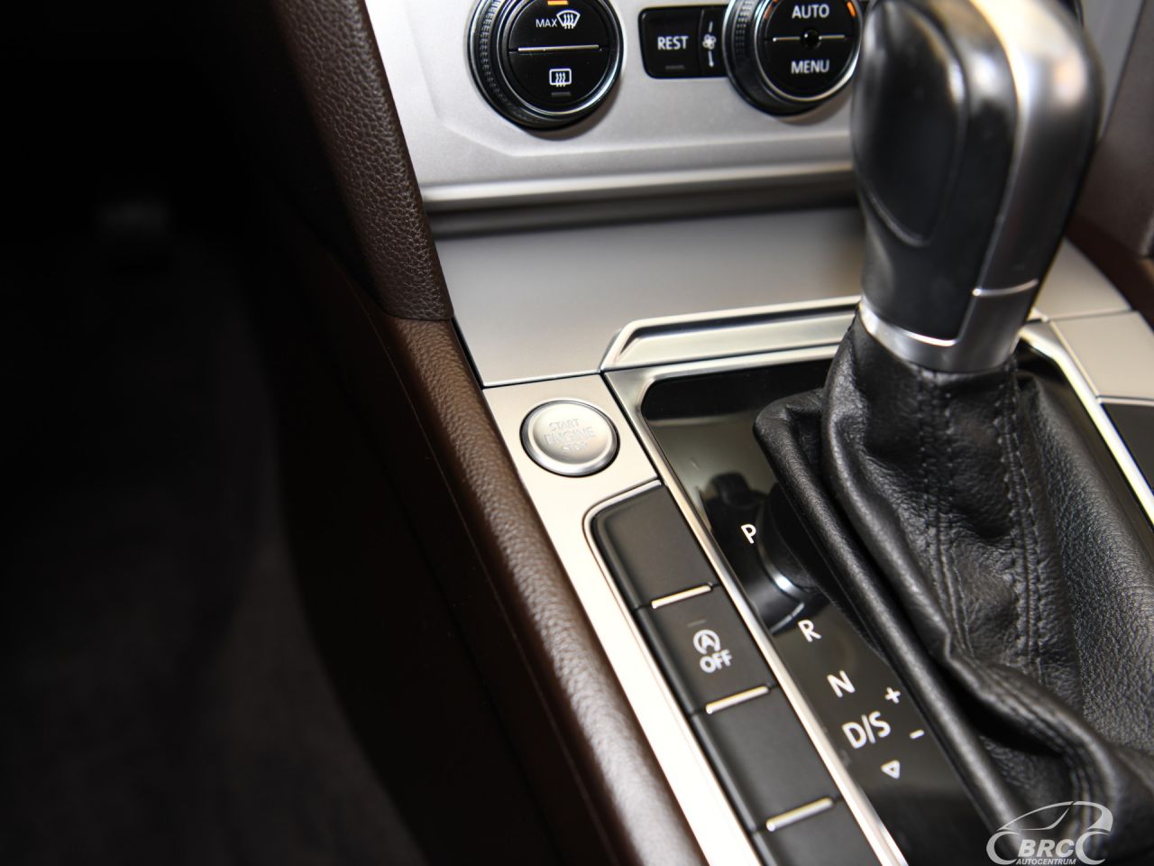 Volkswagen Passat | 32