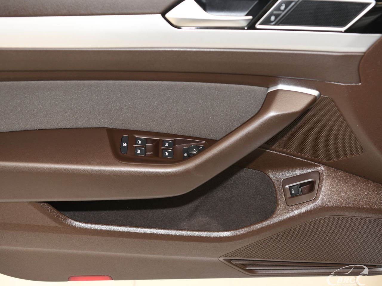Volkswagen Passat | 21