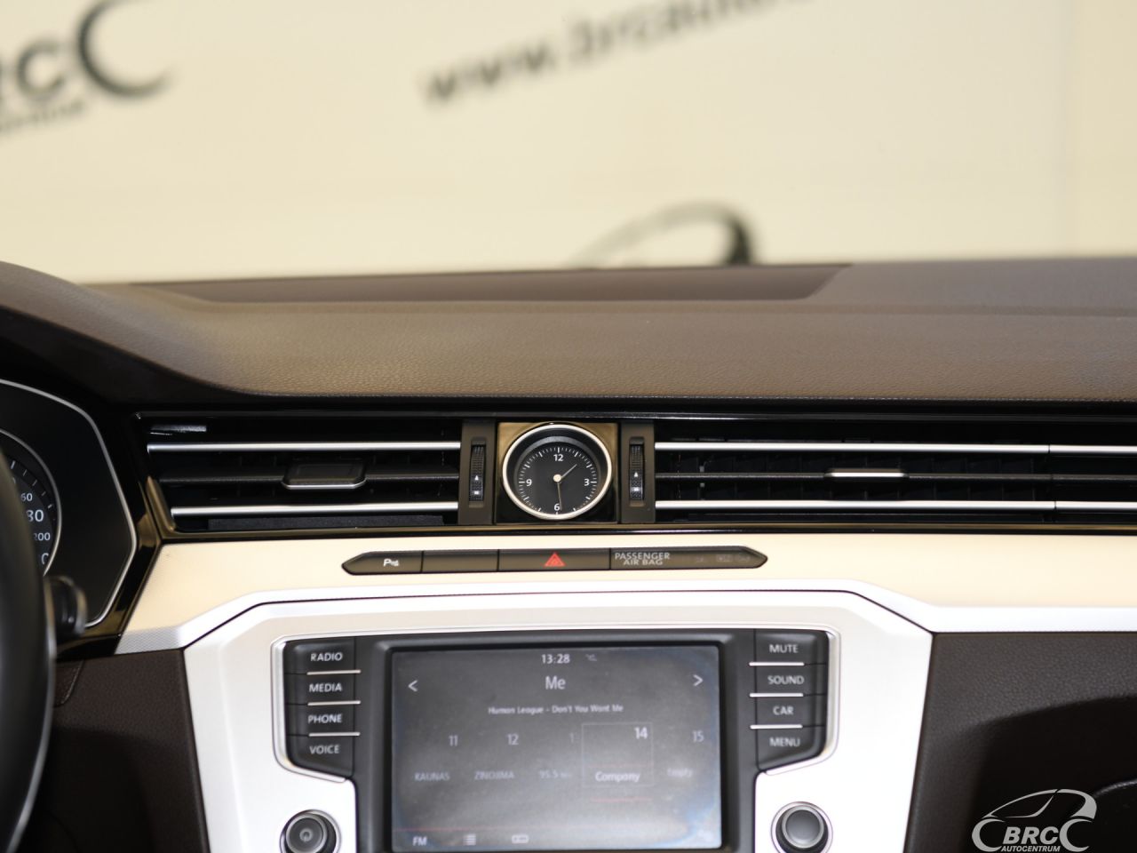 Volkswagen Passat | 14