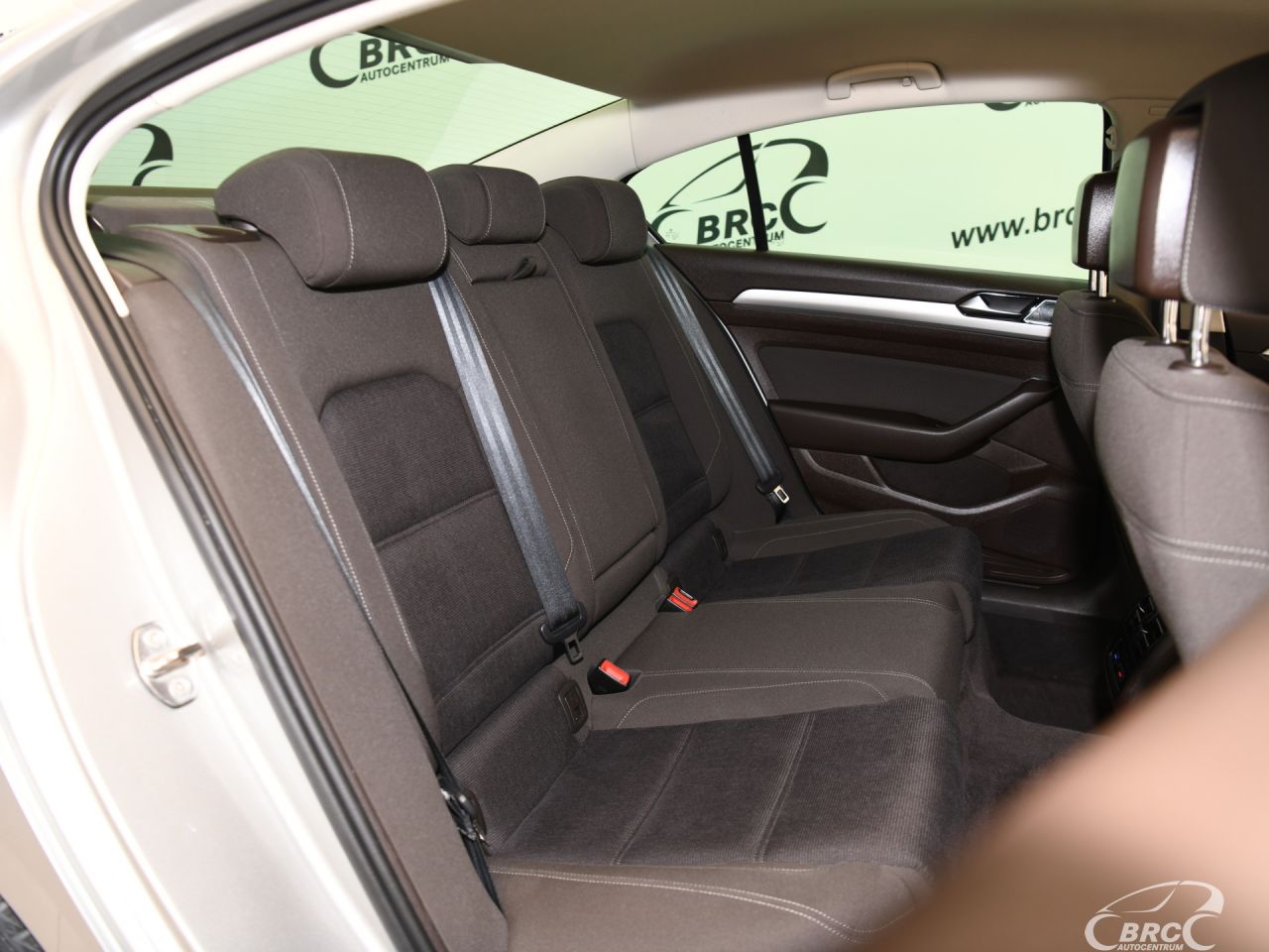 Volkswagen Passat | 8