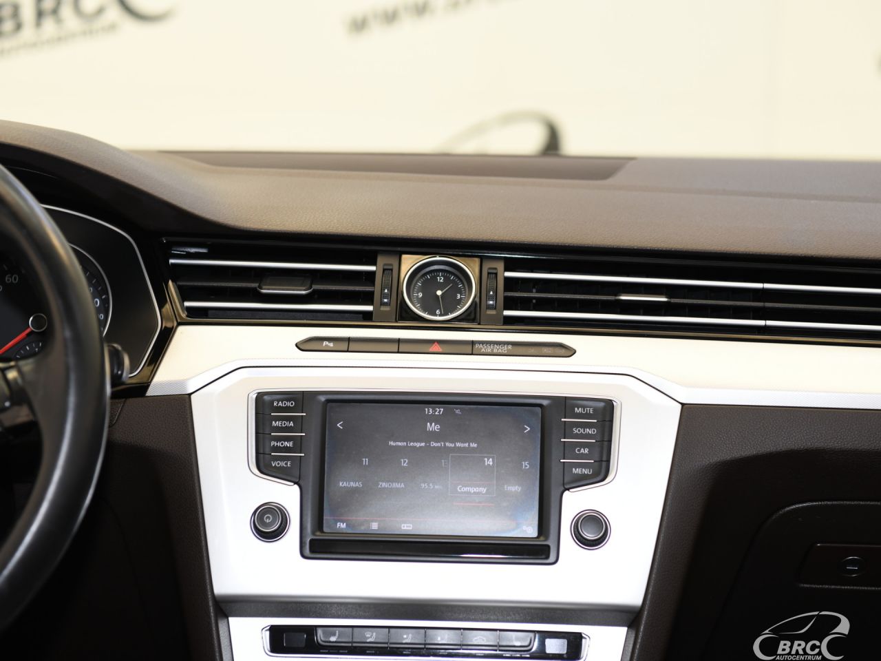 Volkswagen Passat | 12