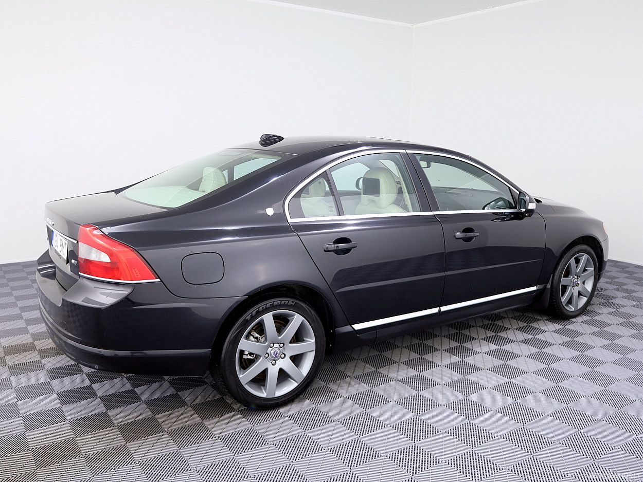 Volvo S80 | 2