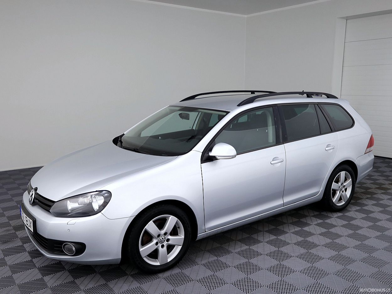 Volkswagen Golf | 1