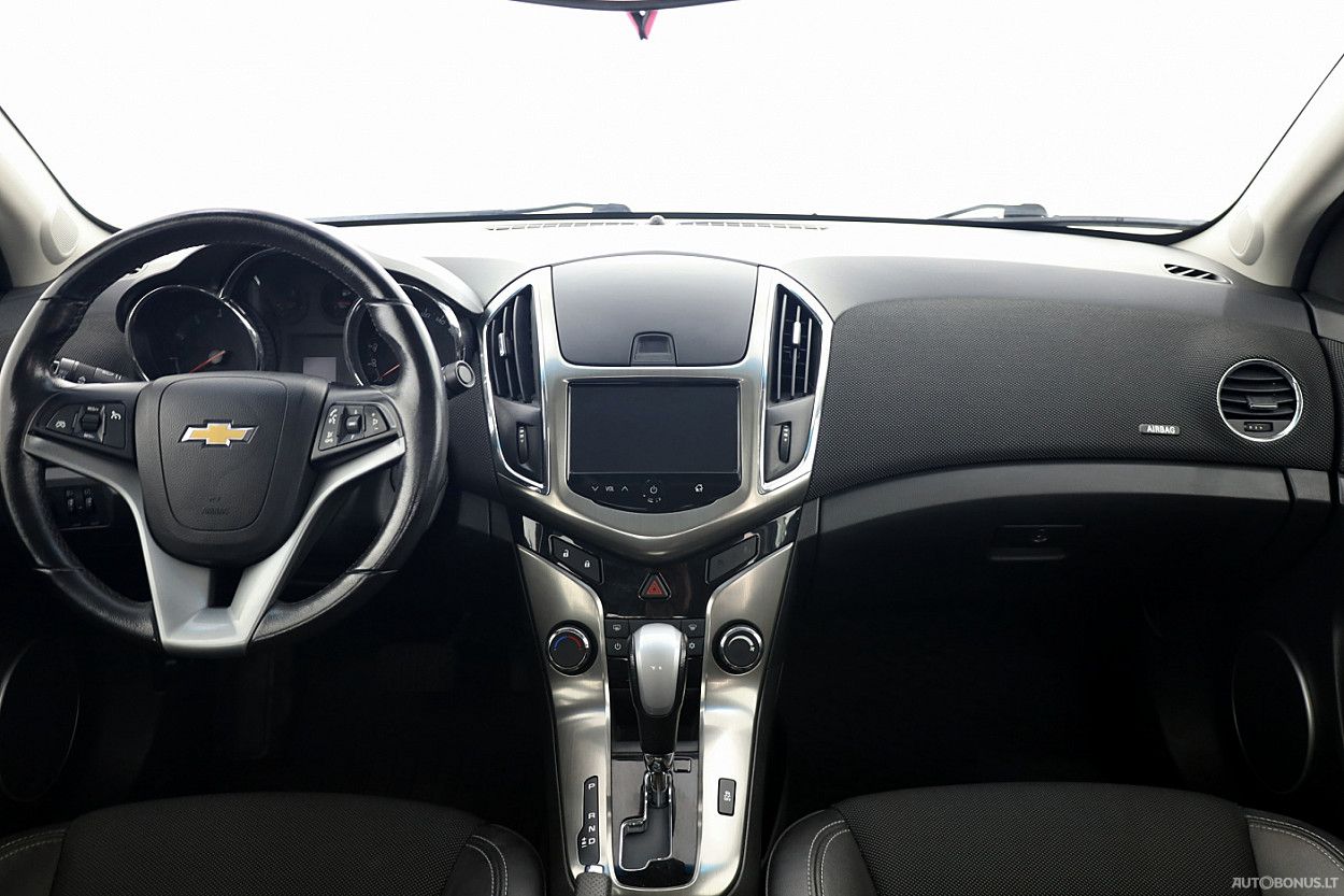 Chevrolet Cruze | 4
