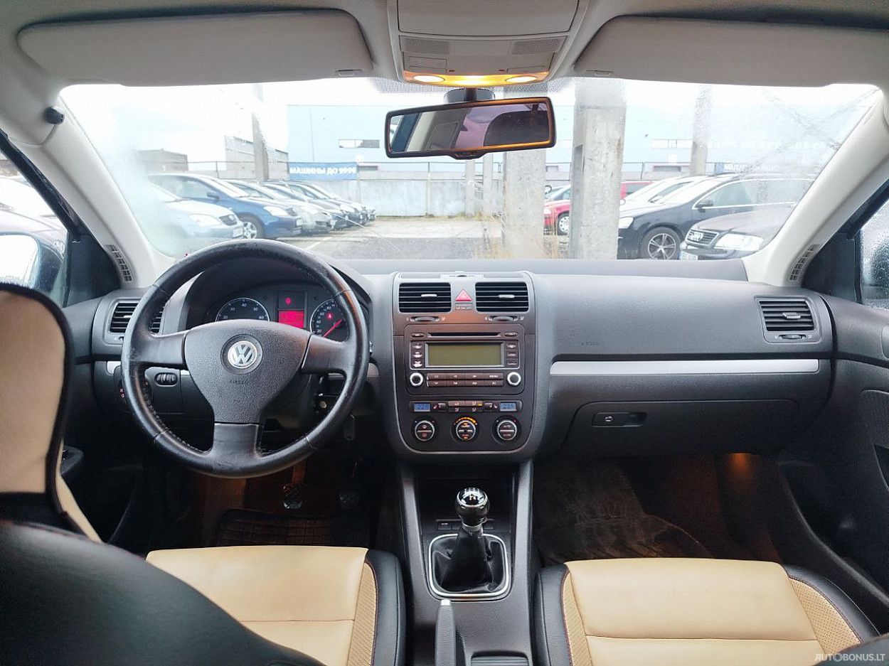 Volkswagen Jetta | 4