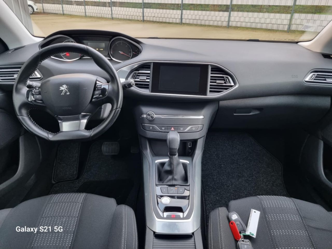 Peugeot 308 | 7