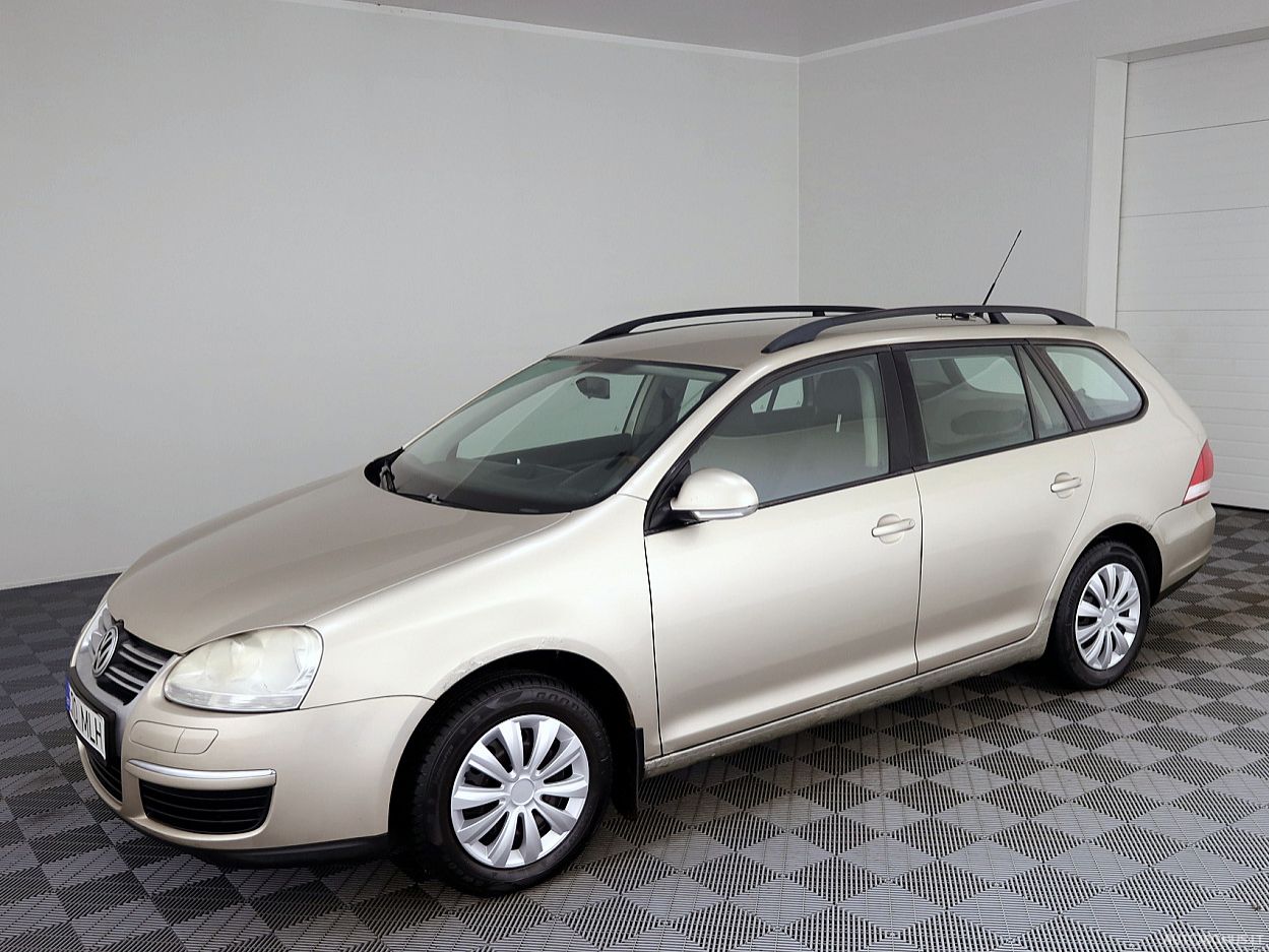 Volkswagen Golf | 1