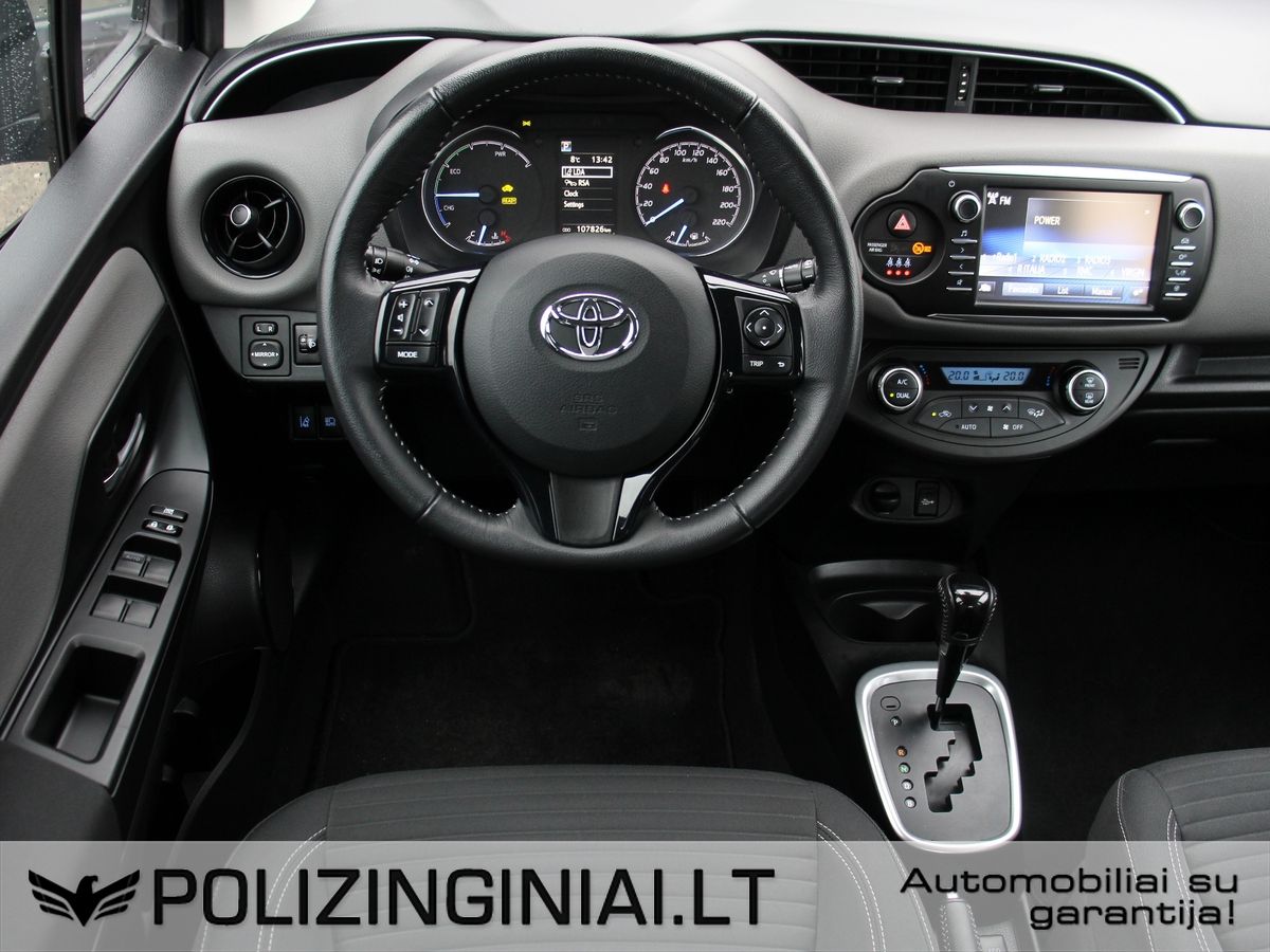 Toyota Yaris | 6