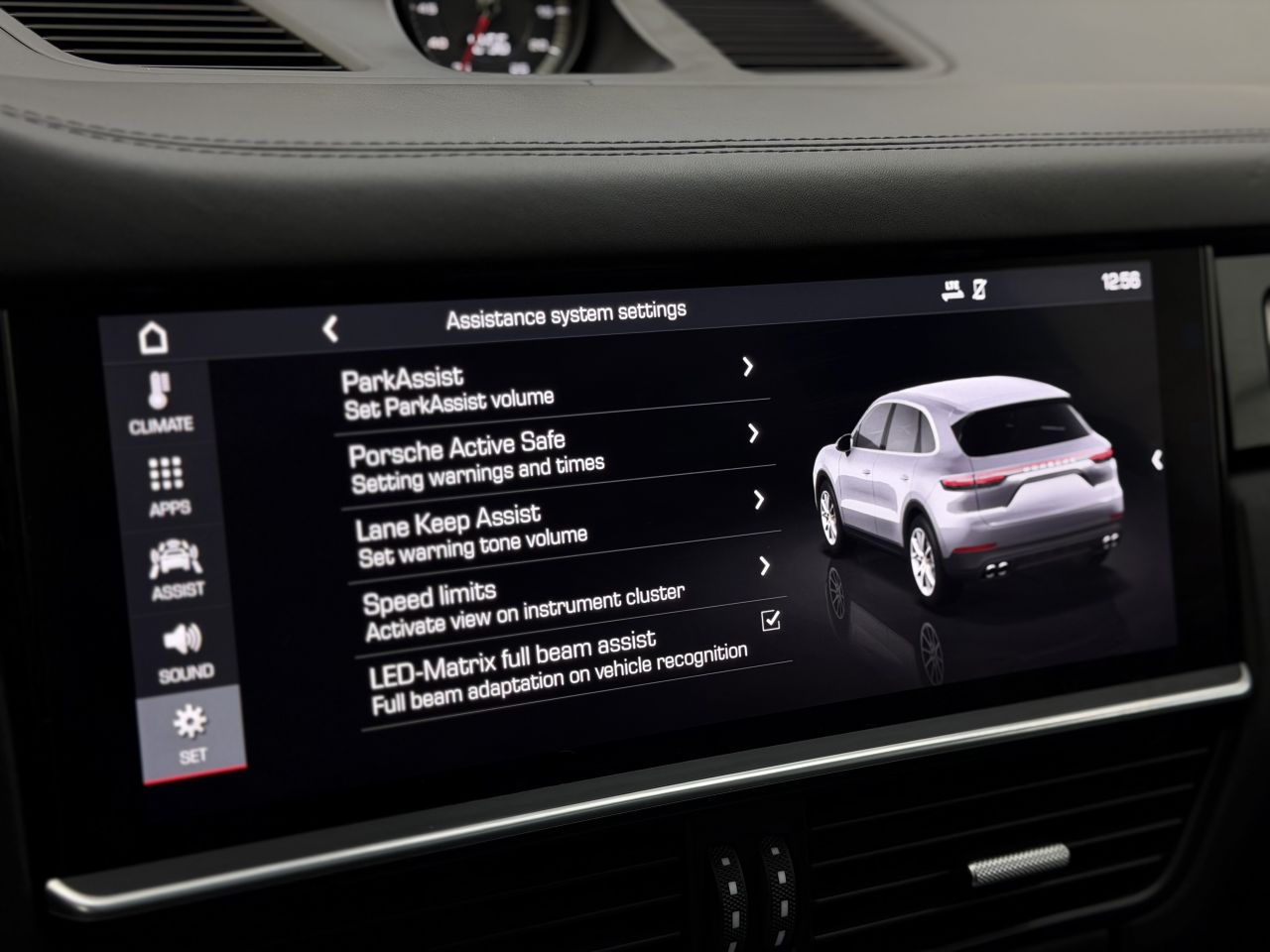 Porsche Cayenne | 24