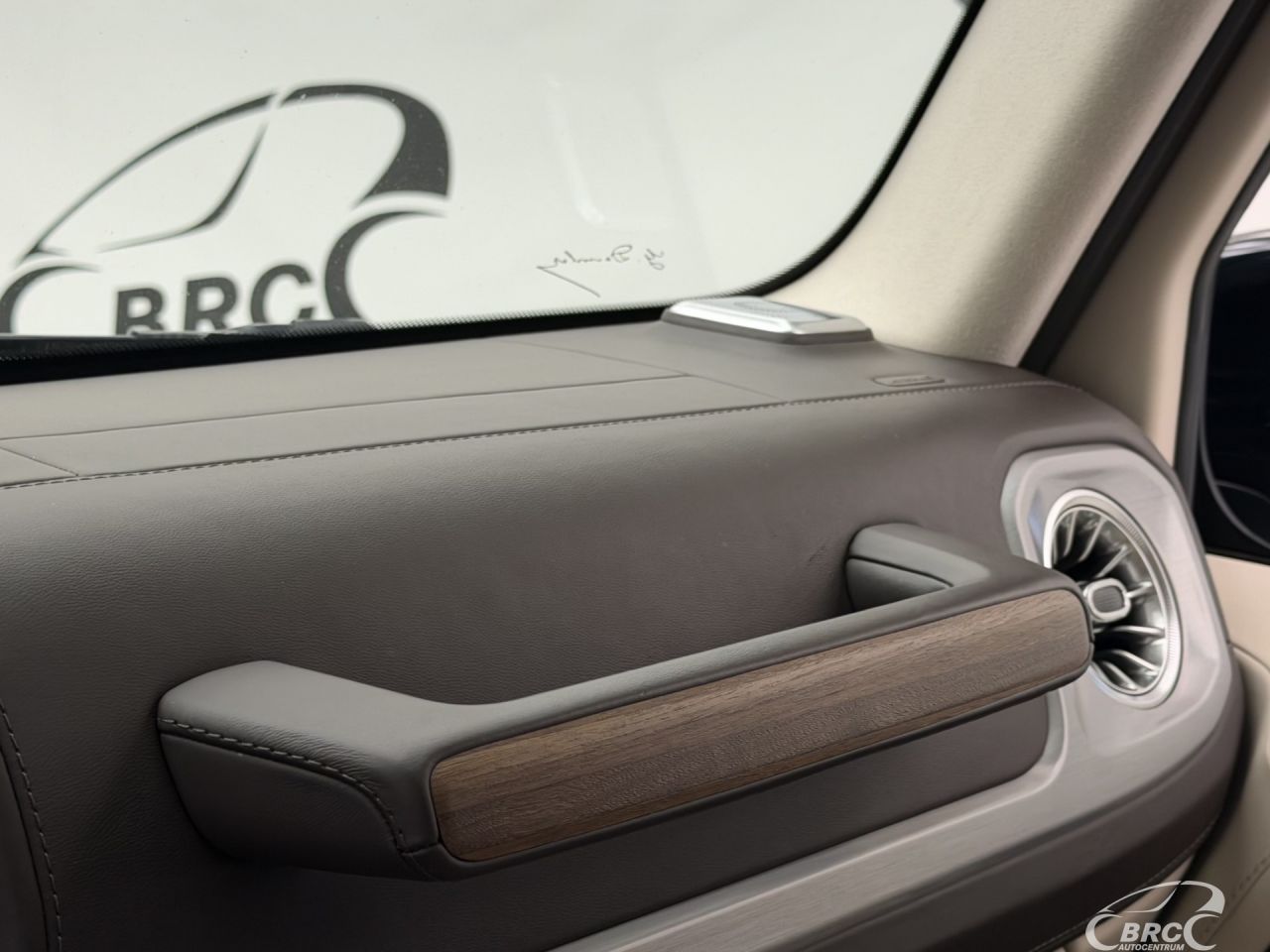 Mercedes-Benz G63 AMG | 32