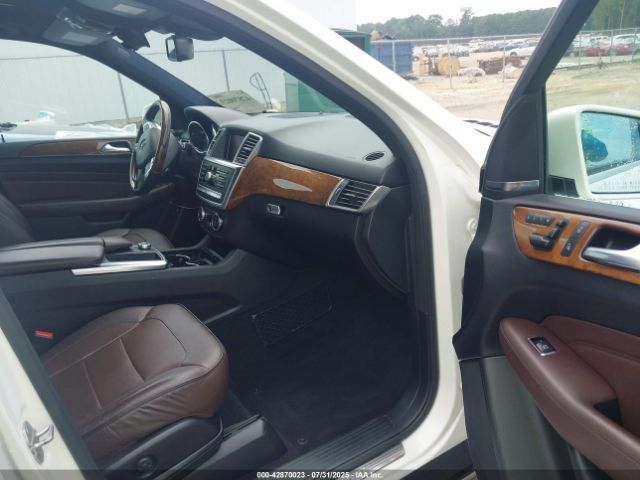 Mercedes-Benz ML350 | 3