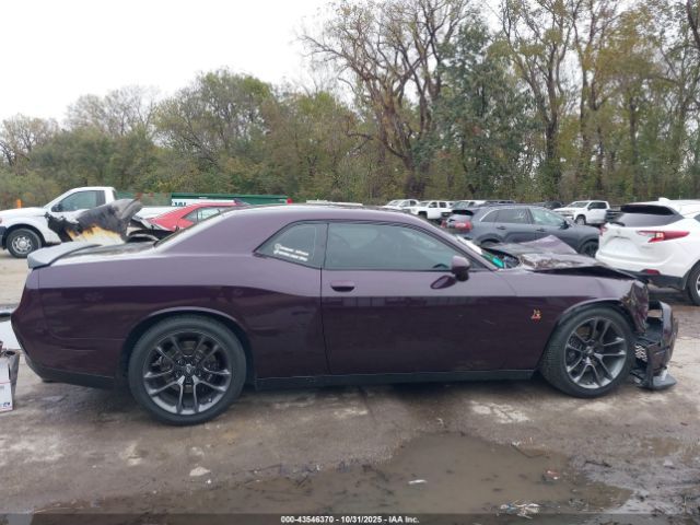 Dodge Challenger | 12