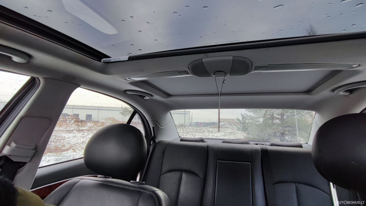 Mercedes-Benz E240 | 20