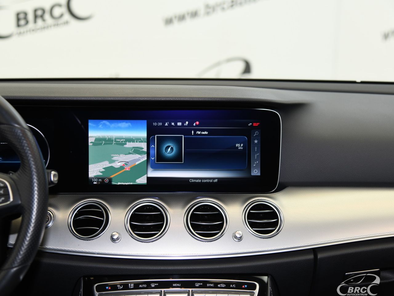 Mercedes-Benz E220 | 14