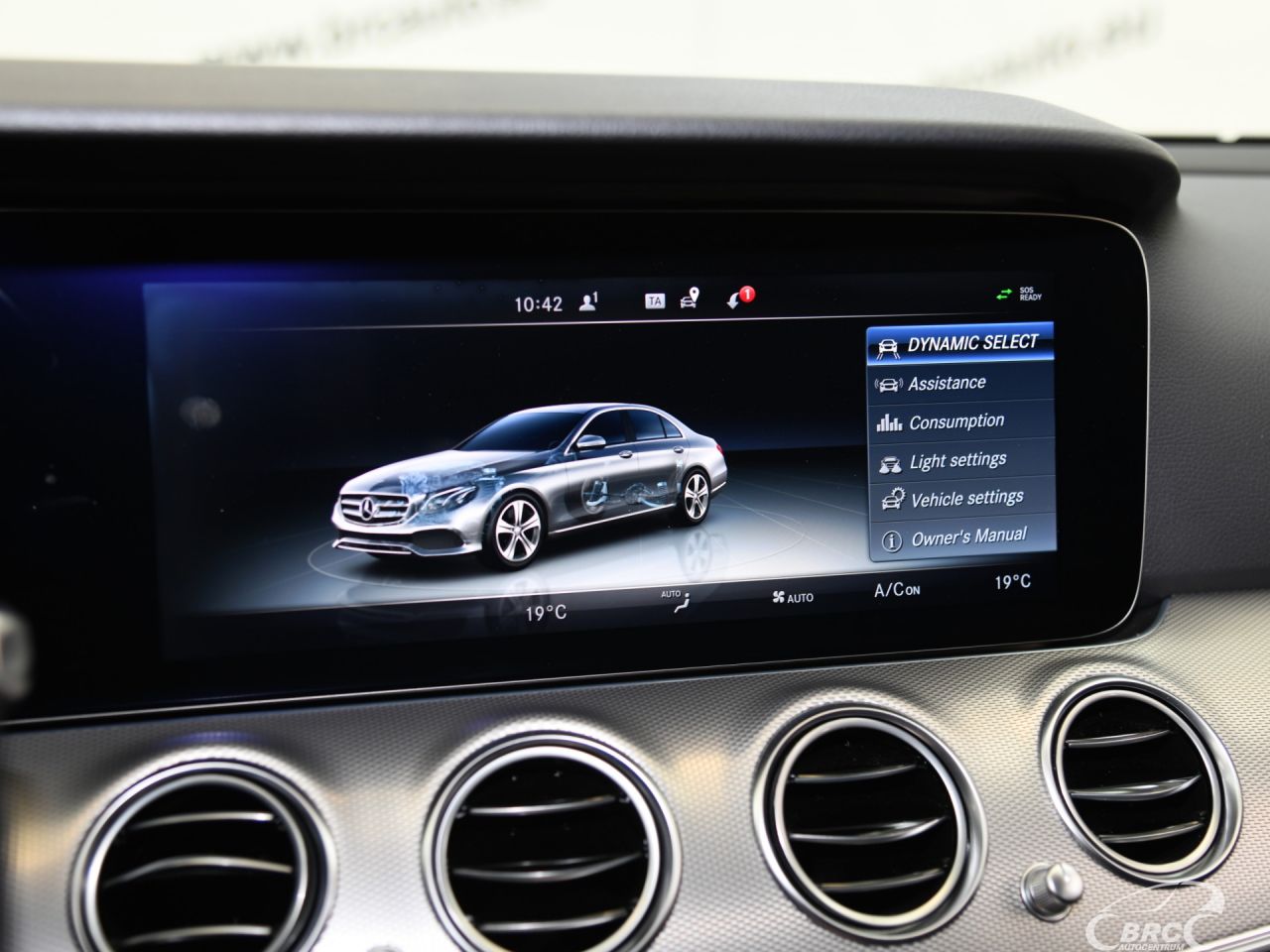 Mercedes-Benz E220 | 36