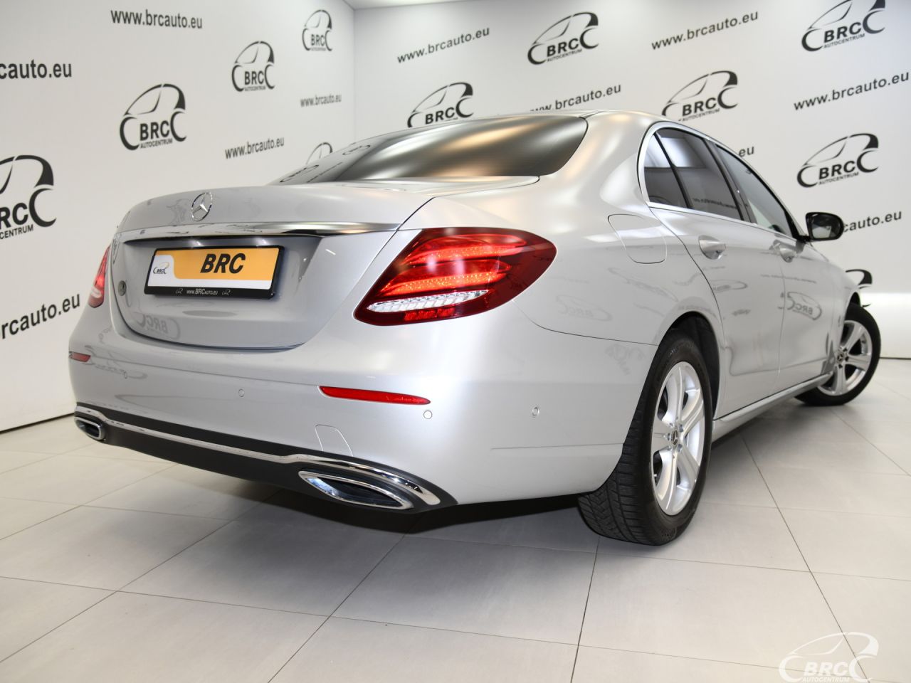 Mercedes-Benz E220 | 49