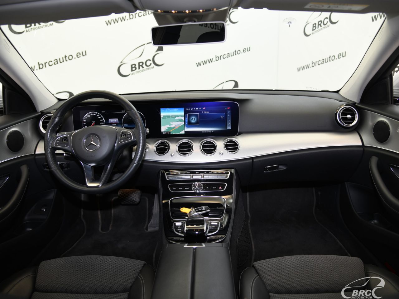 Mercedes-Benz E220 | 17